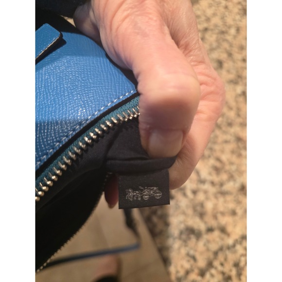 Coach Blue Leather Crossbody Bag With Front Zip Pocket - Picture 8 of 9